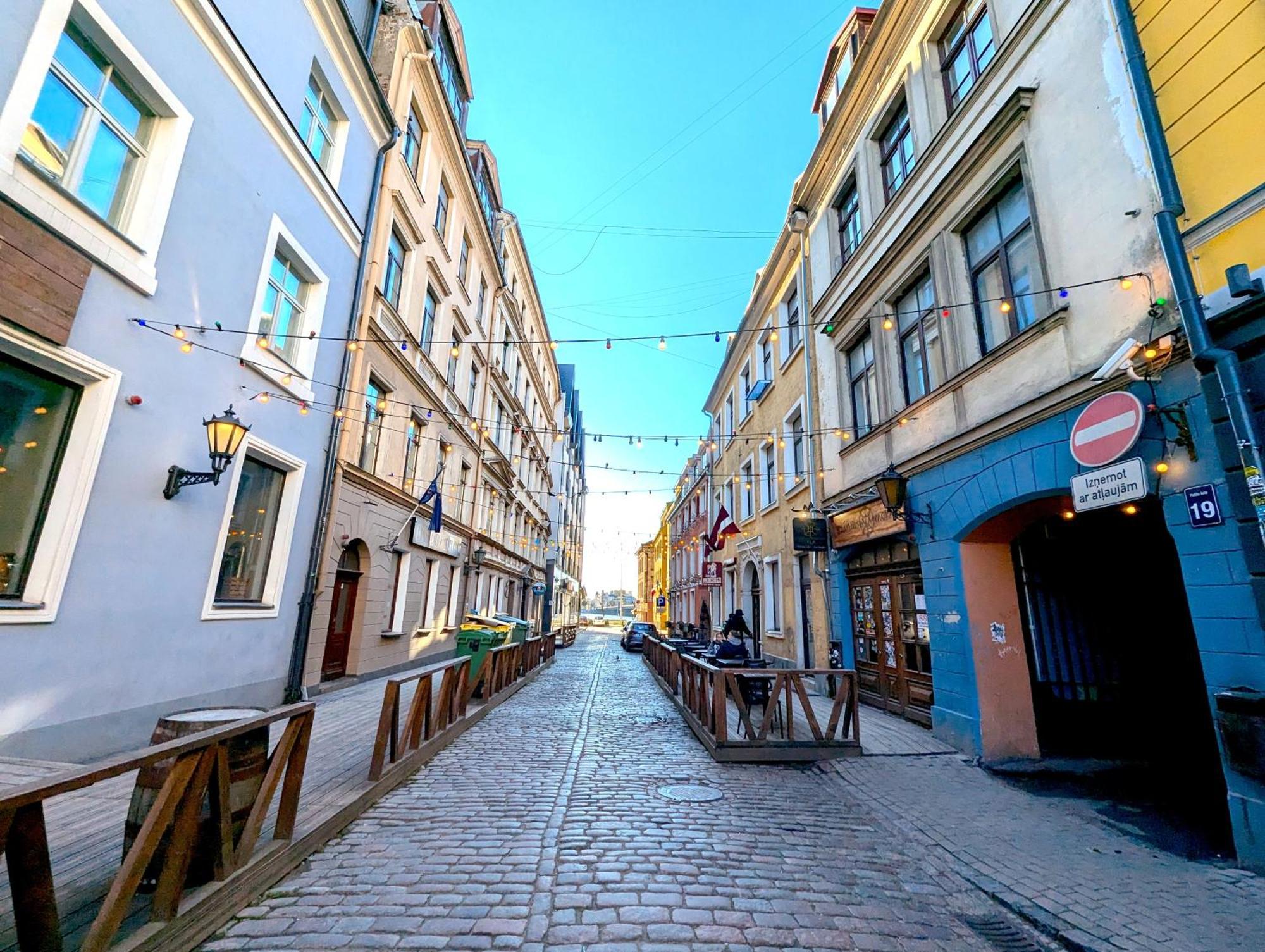 Апартаменты Grecinieku Old Town Two Bedroom *